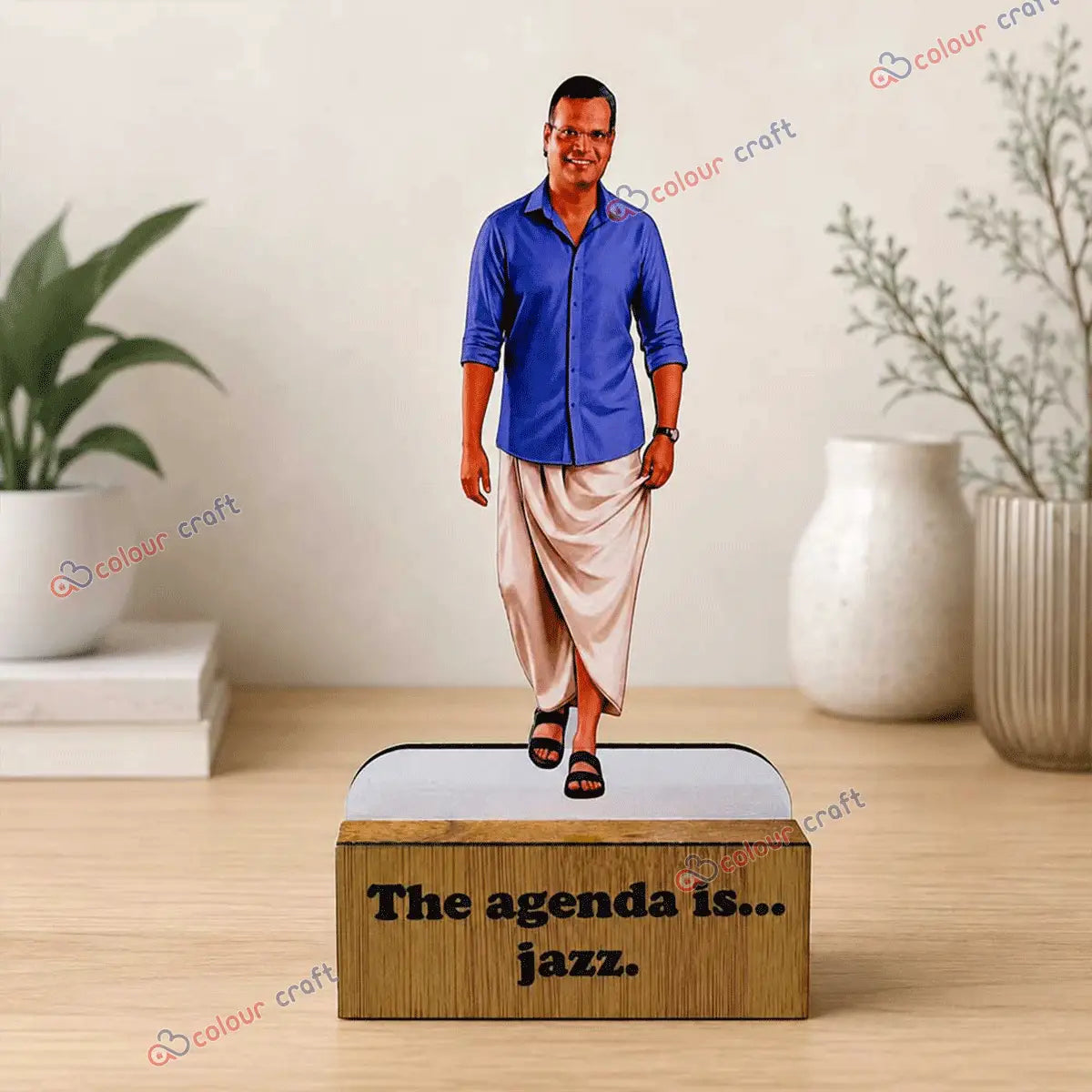 Personalized Caricature Wooden Desk Stand – Custom Mini Figure Gift