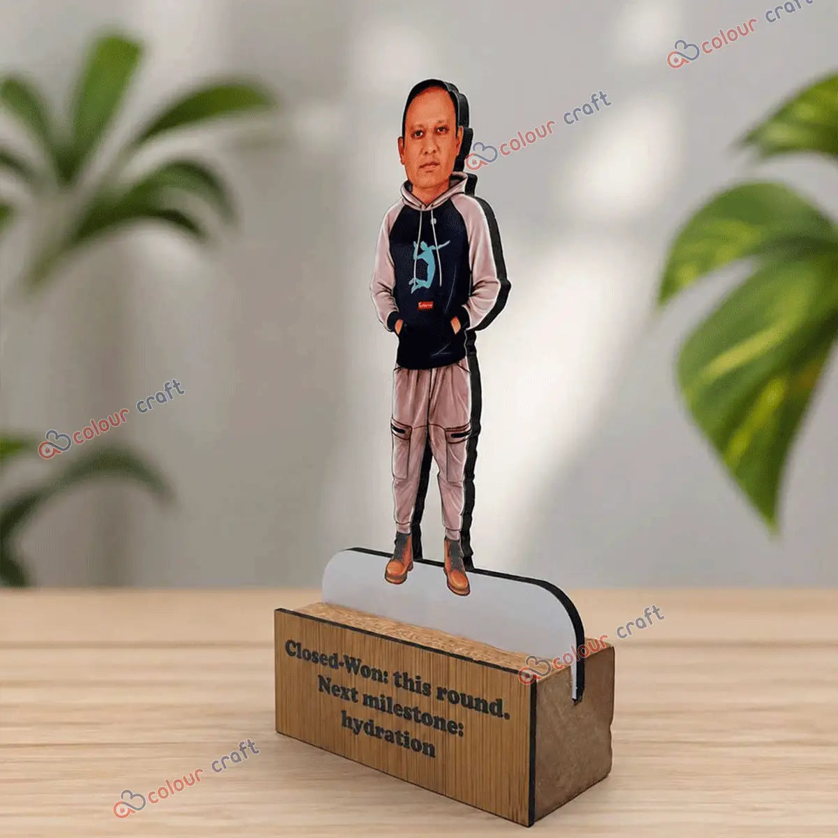 custom caricature desk stand